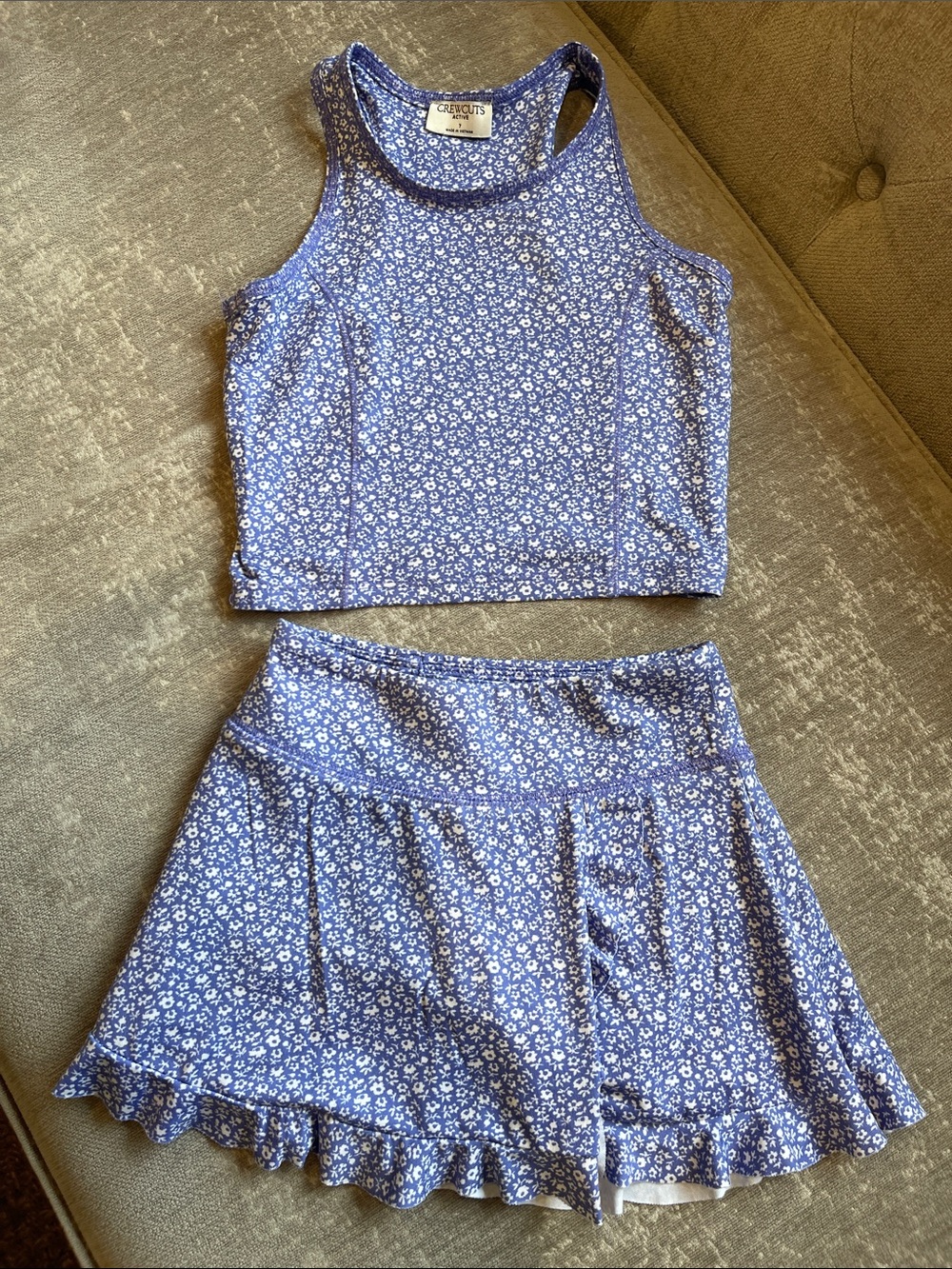 Crewcuts girls set. Size 7. Tank and skort.